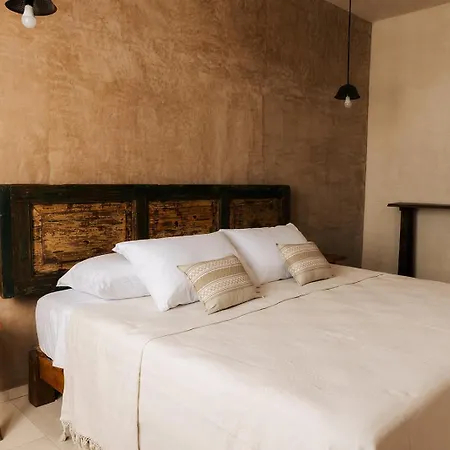 Casa Hotel Izkina